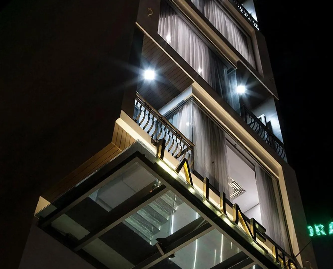 Hong Phuc 4 Hotel Da Nang 0*,  Vietnam